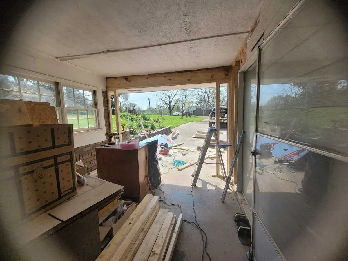 Air movers and dehumidifier for Drying & Dehumidification in Rockville Centre